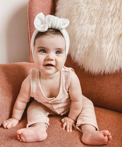 White chunky headwrap